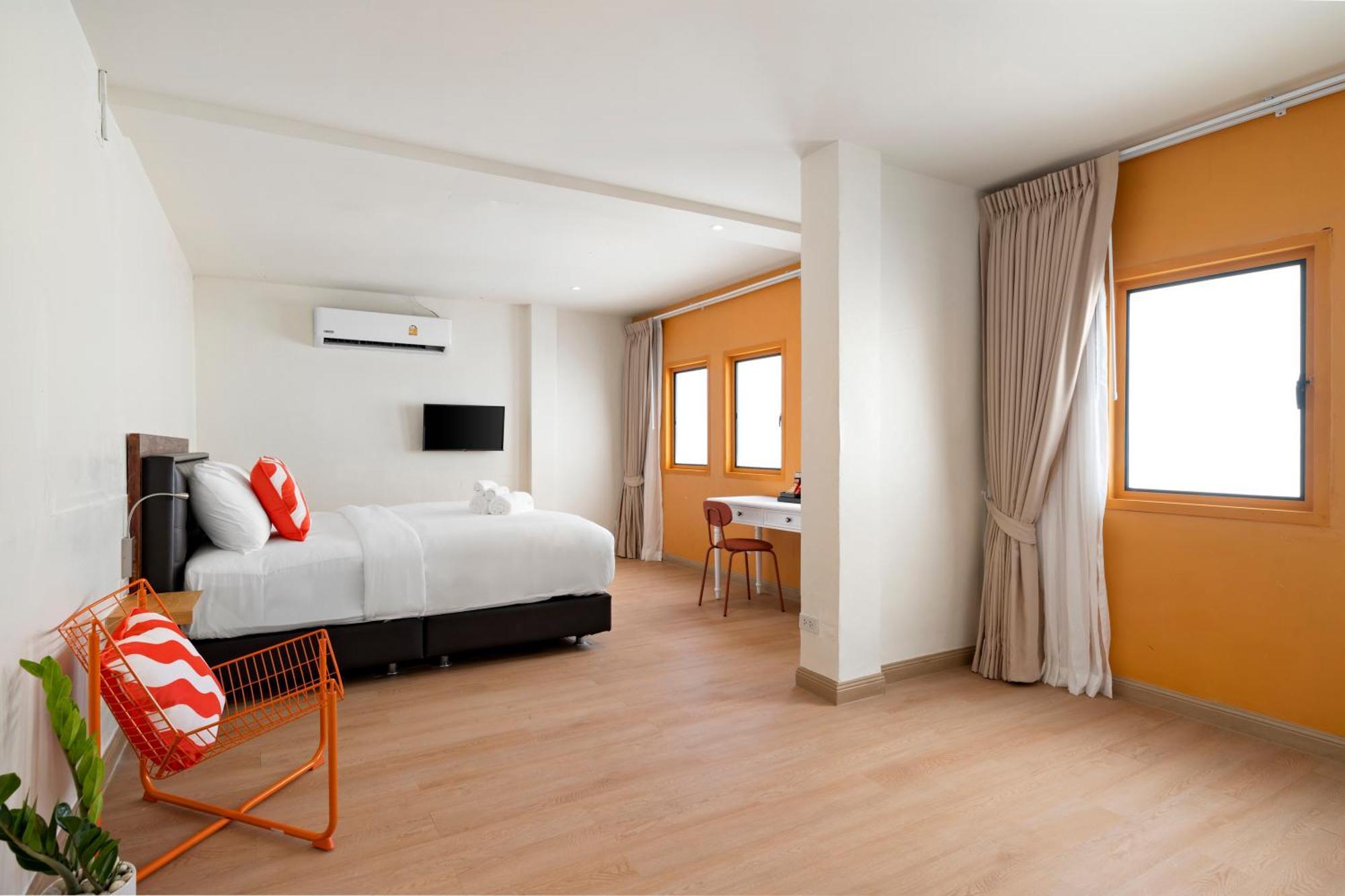 Готель Horange Phuket Town Екстер'єр фото